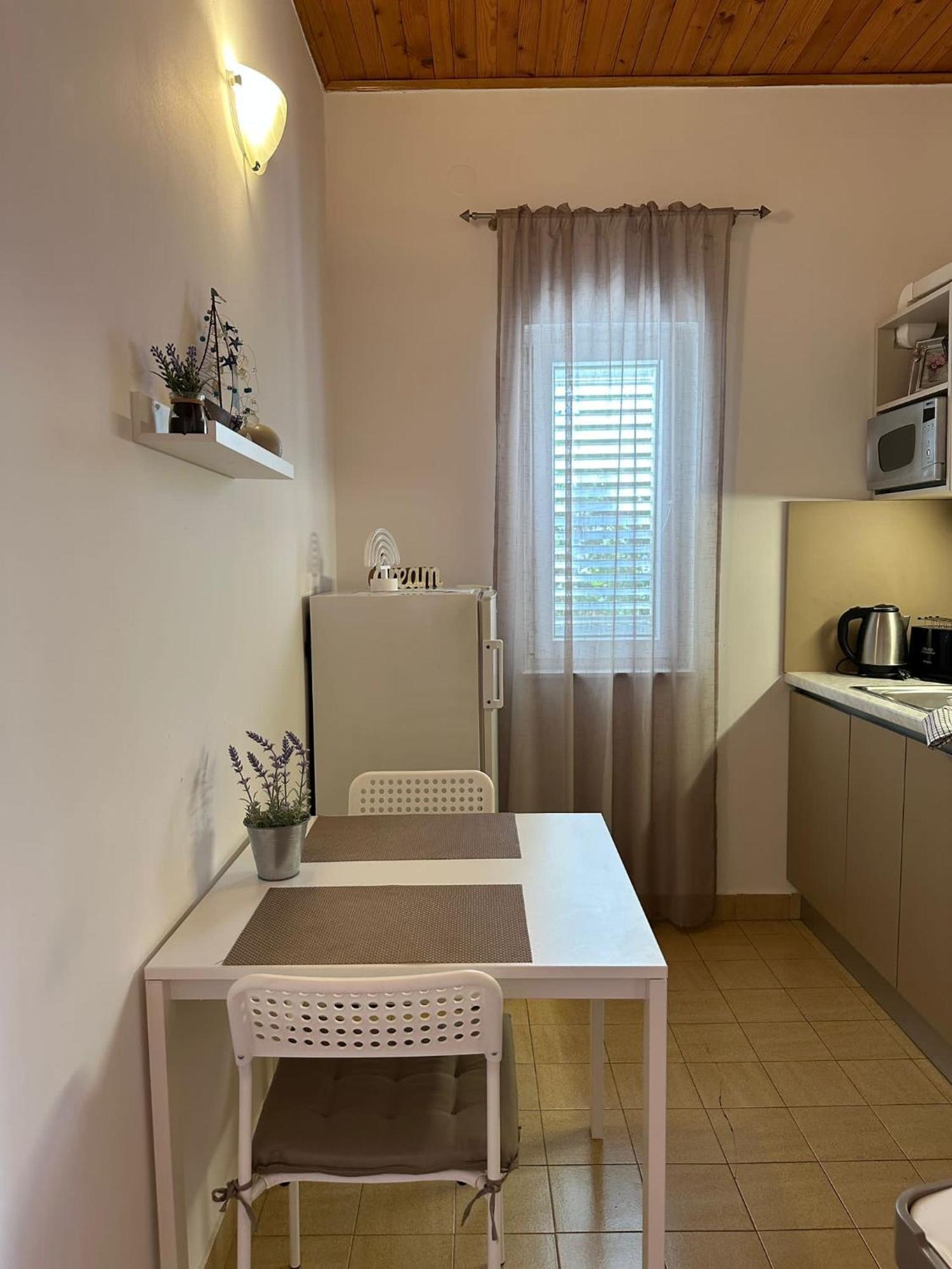 Apartment Sara Новаля Екстер'єр фото