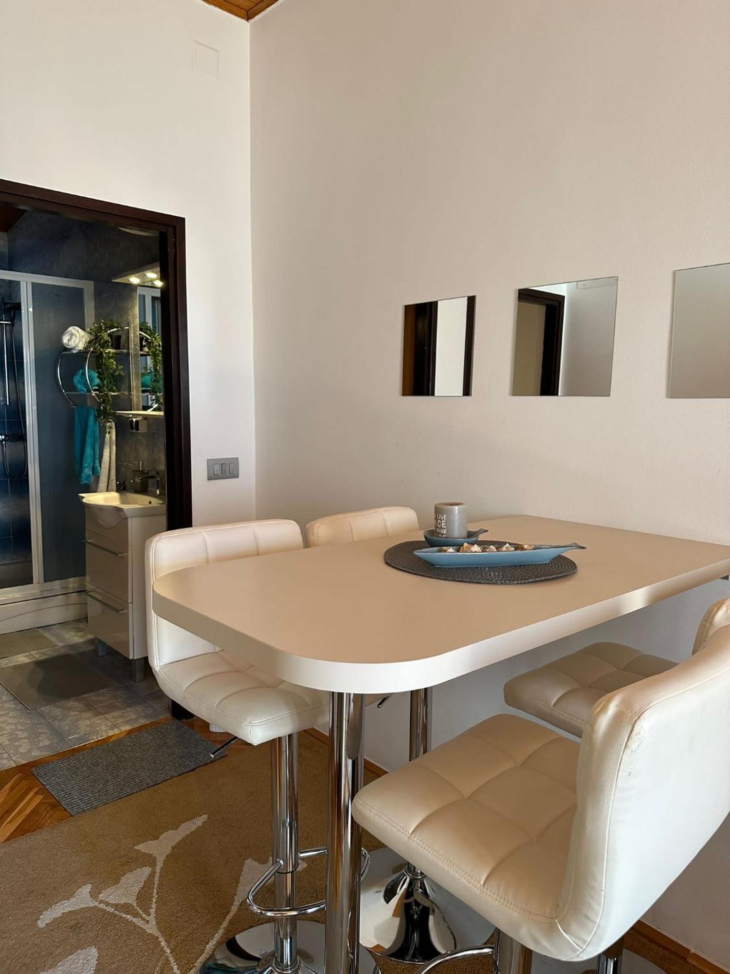 Apartment Sara Новаля Екстер'єр фото