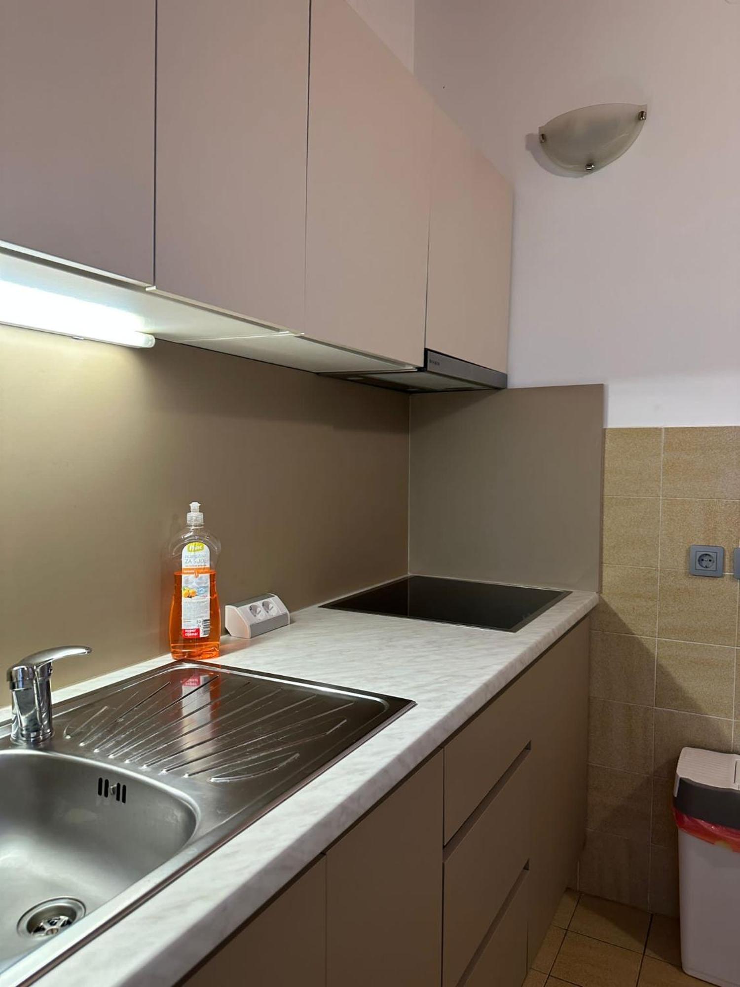 Apartment Sara Новаля Екстер'єр фото