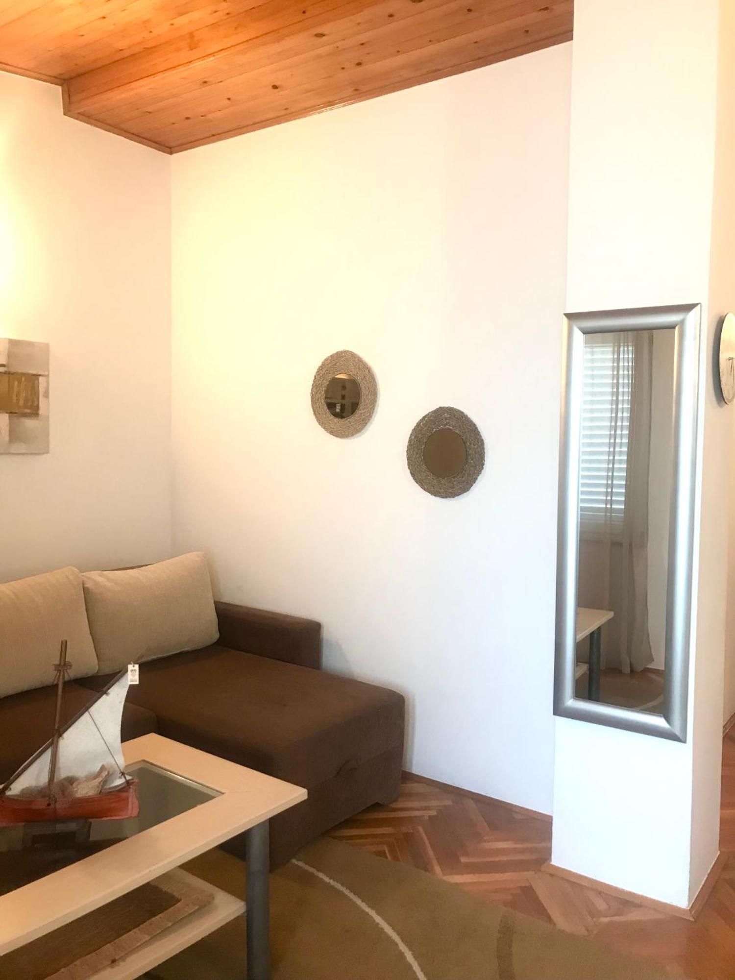 Apartment Sara Новаля Екстер'єр фото