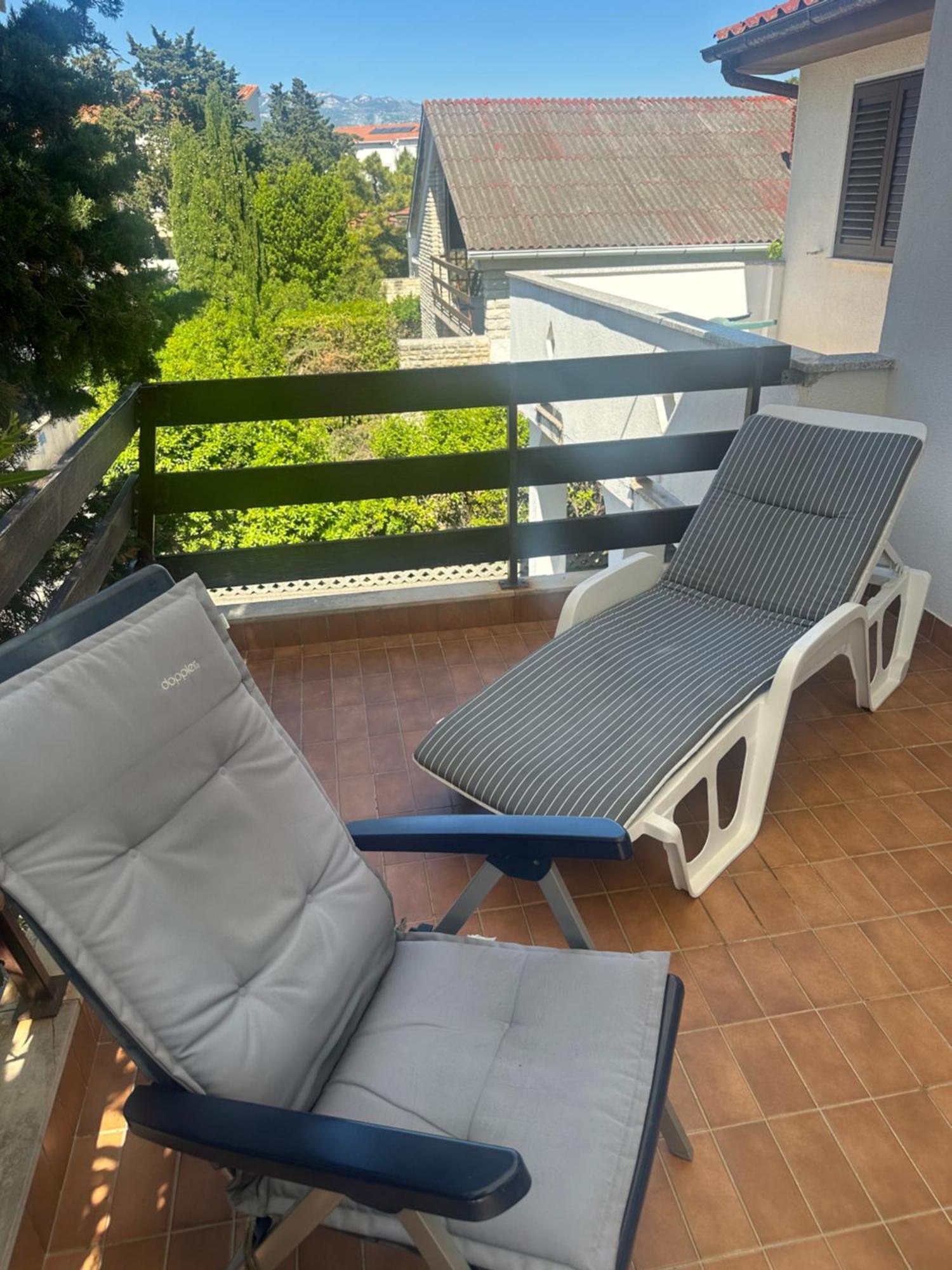 Apartment Sara Новаля Екстер'єр фото